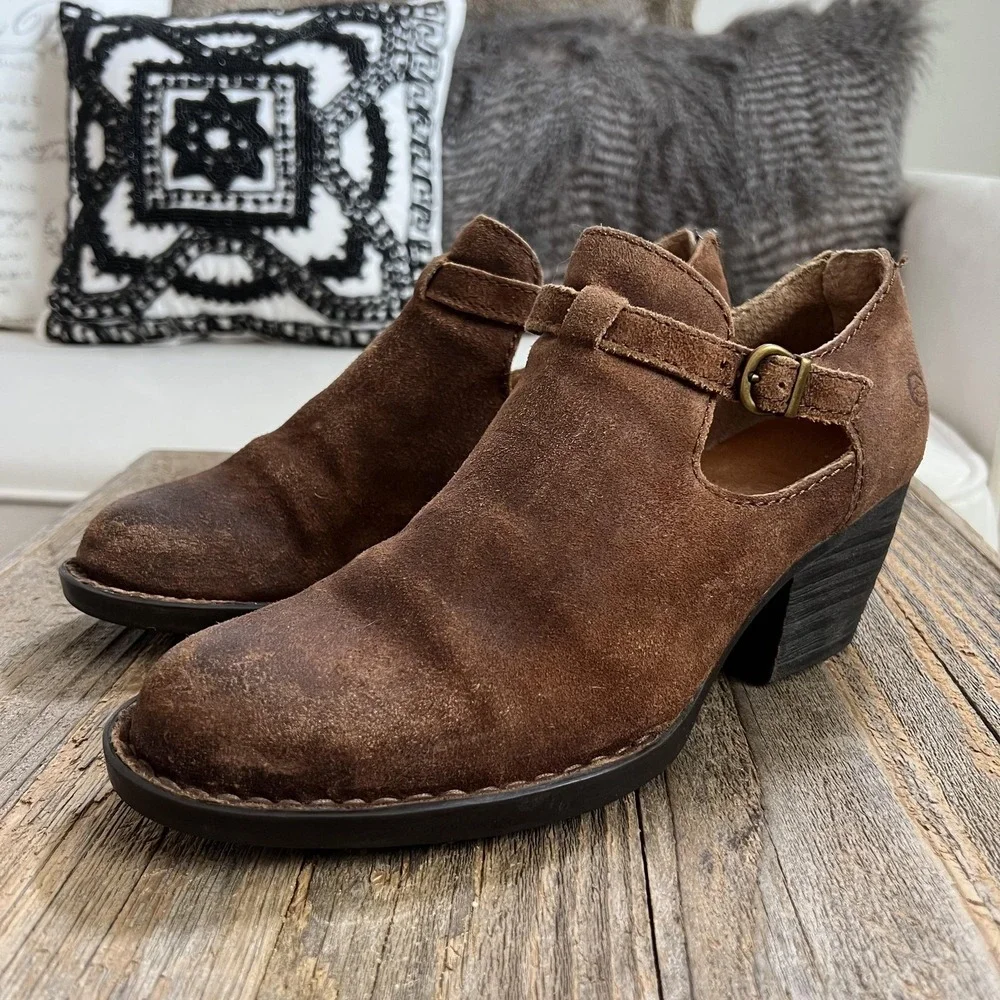 Born Ankle Booties Mendocino 7.5 Brown Suede Leather Western Boho Distressed